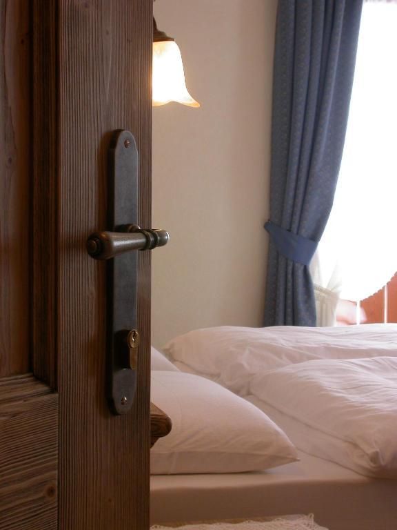 Hotel Costanza Mountain Holiday Livigno Zimmer foto