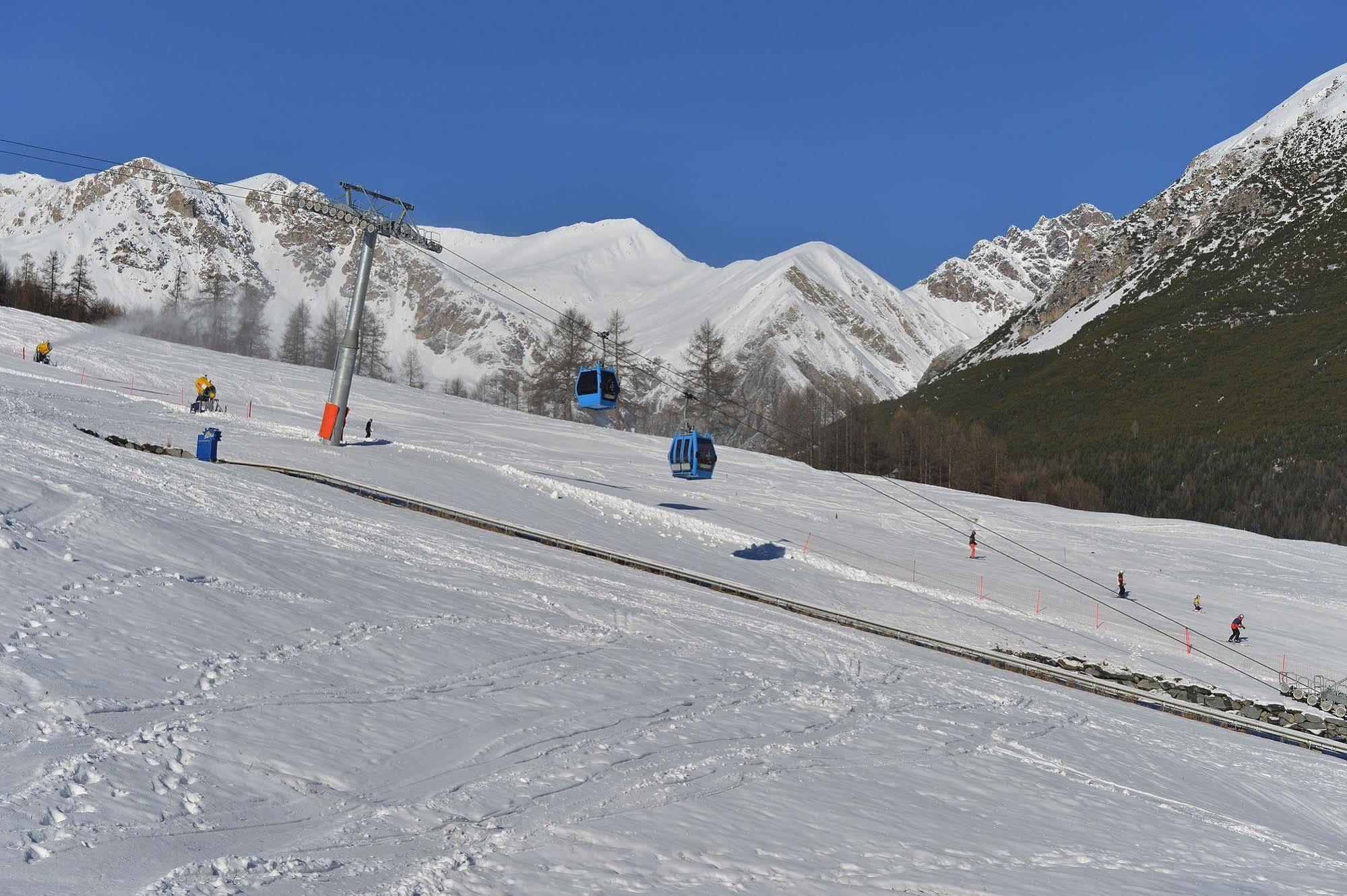 Hotel Costanza Mountain Holiday Livigno Exterior foto
